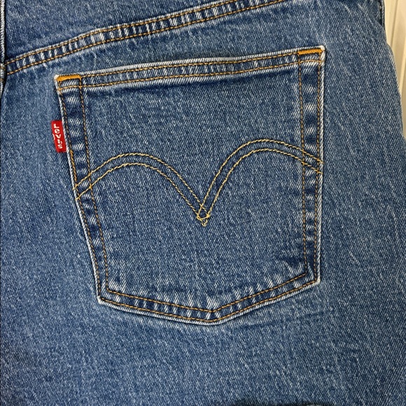 Levi’s 501 Jean Shorts Button Fly Cutoff Distressed High Rise Size 32 - Picture 7 of 12